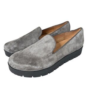 Easy Spirit Comfort Loafers Womens Shoe Size 8 Faux Suede Gray Classic VEGAN